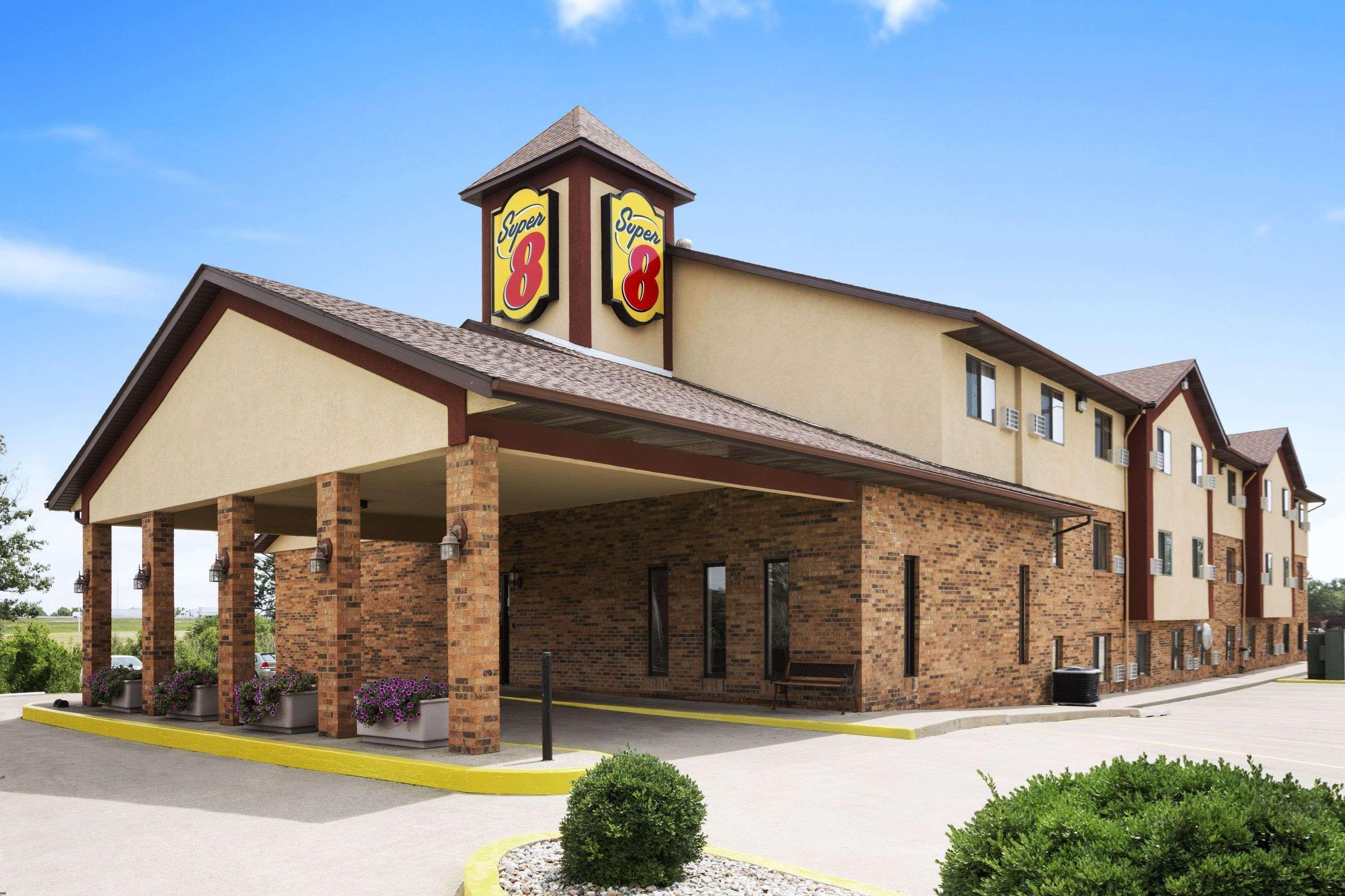 Motel Super 8 By Wyndham Marion Exterior foto